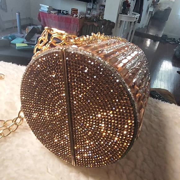 💄💄💄  NWT Crystals  Smart Phone  Shoulder Bag. - Picture 15 of 17